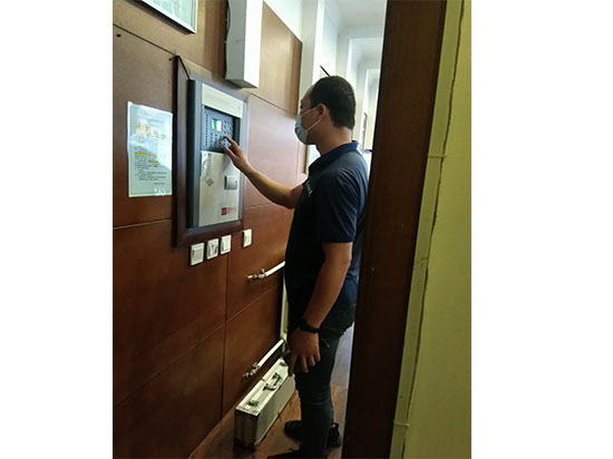 �����S���S��