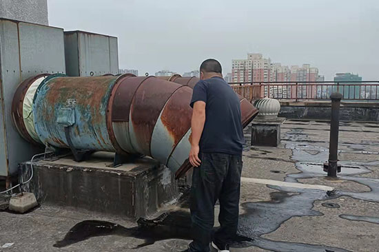 ��ס�C���w�����S��